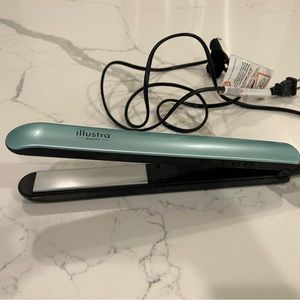 Illustra Beauty Humidity Detecting Hair Styling Iron Wet Damp/Dry Flat Iron